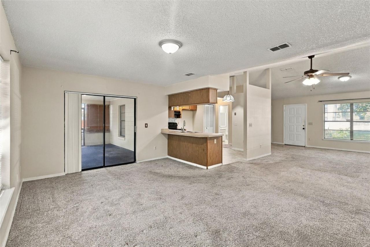 Photo 9 of 20: Dinning Room