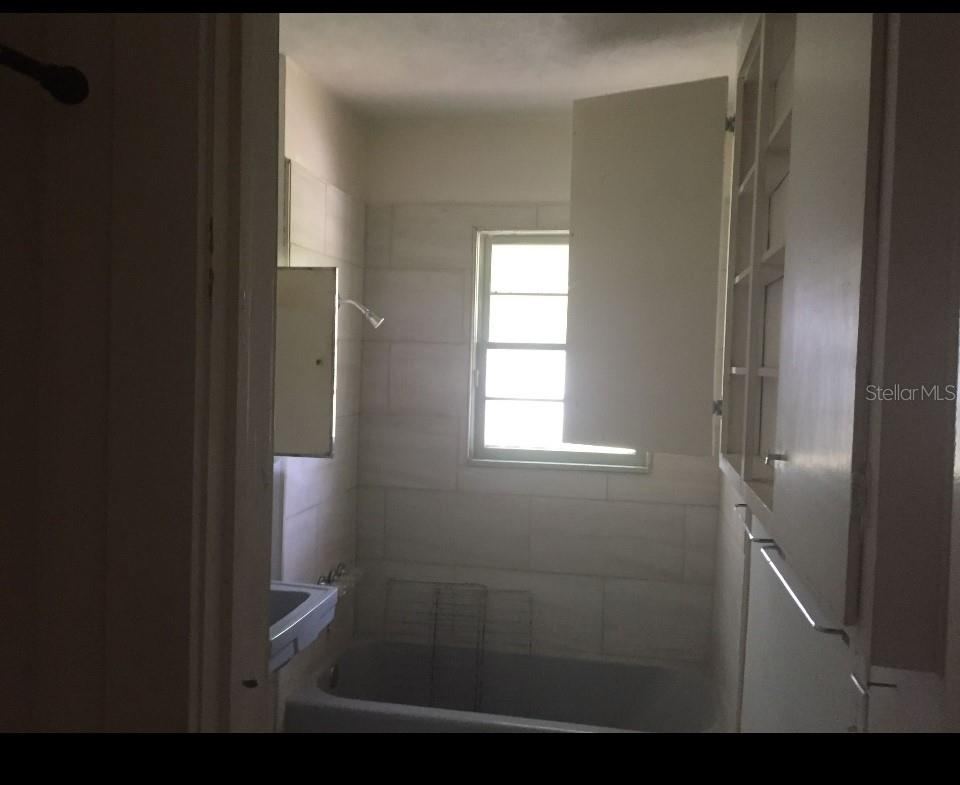 Photo 6 of 20