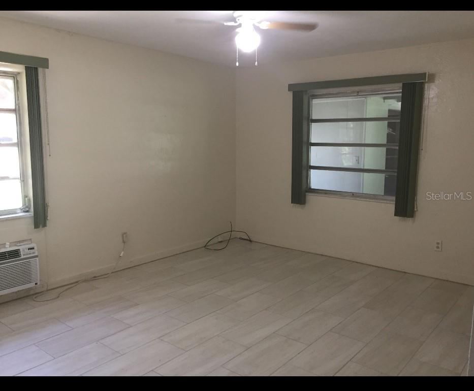 Photo 3 of 20