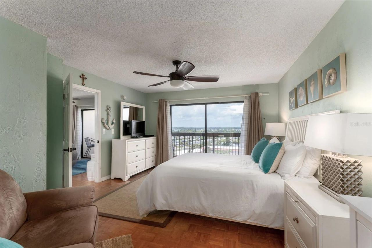Photo 4 of 20: Balcony access from the Bedroom