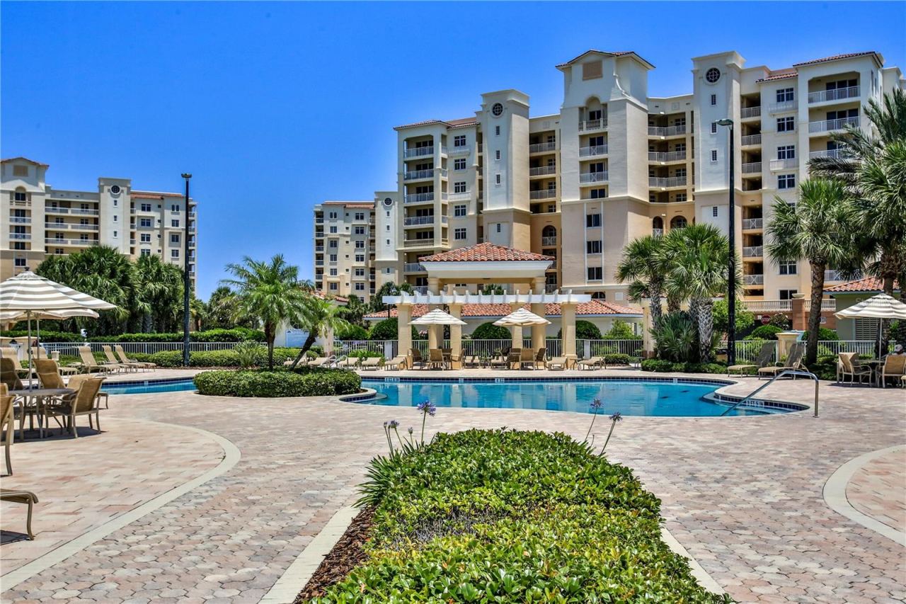 Photo 20 of 20: Main pool is also included!