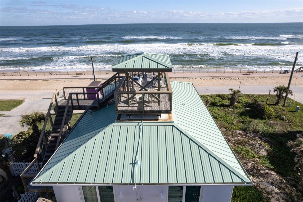 Photo 4 of 20: Oceanview Observatory. Birds eye view of rocket launches, surfers and marine life, as far as the eye can see...