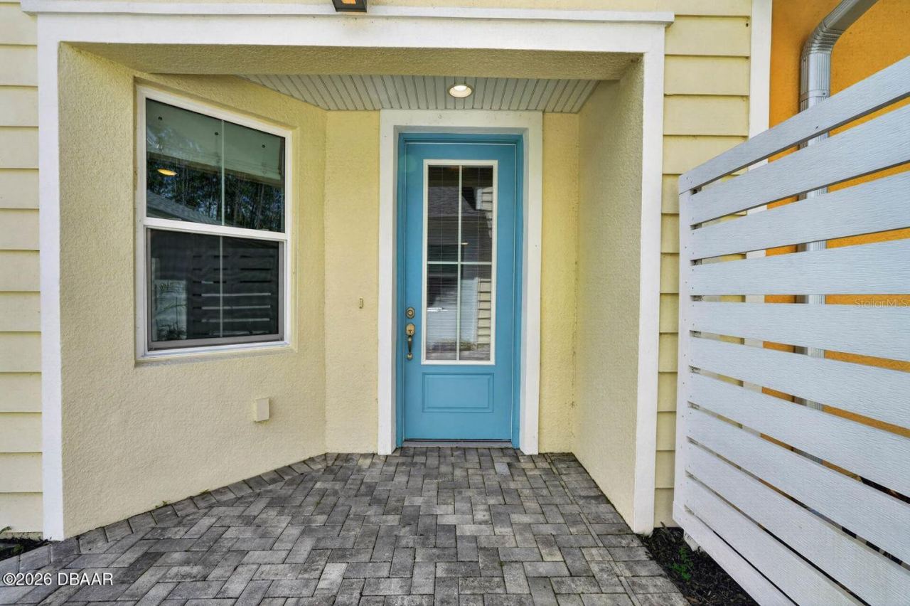 Photo 2 of 20: Private Entry