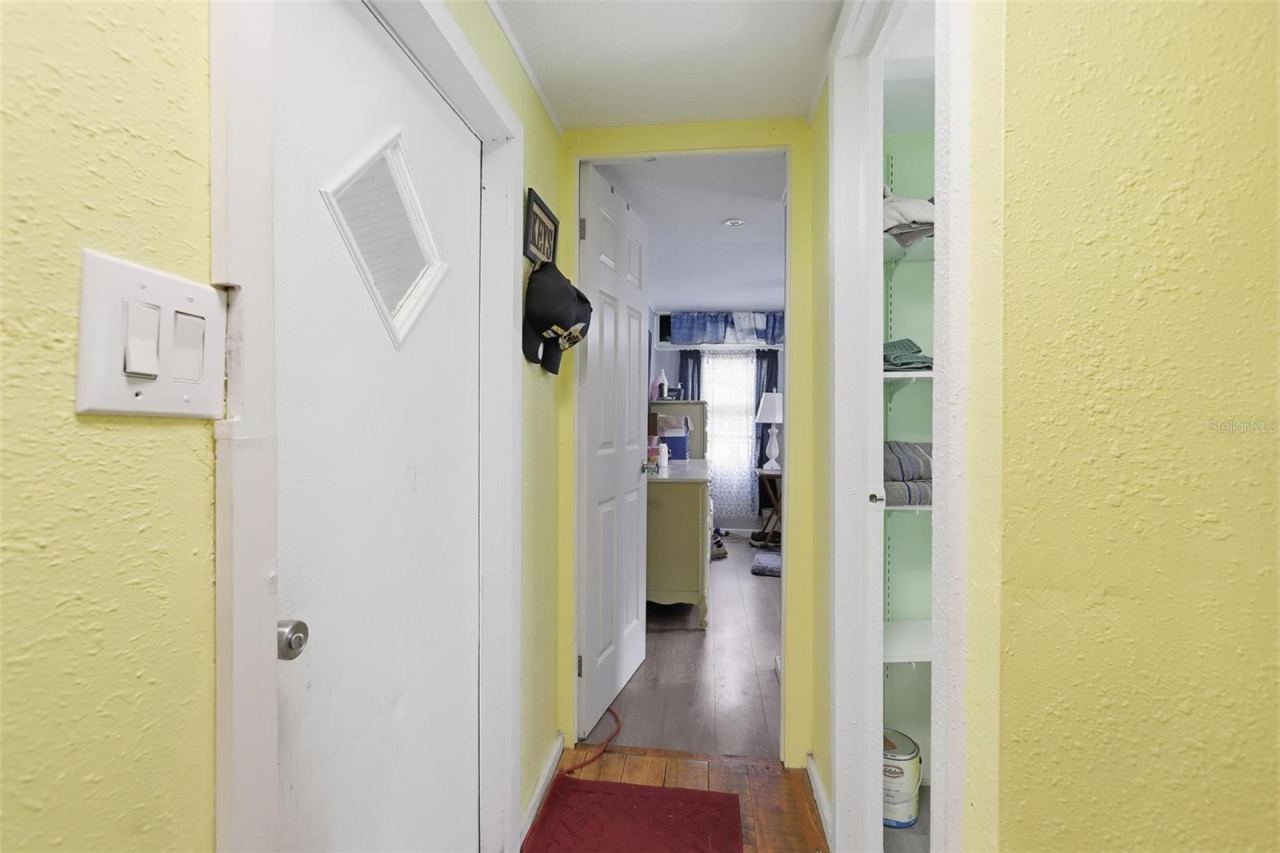 Photo 8 of 20