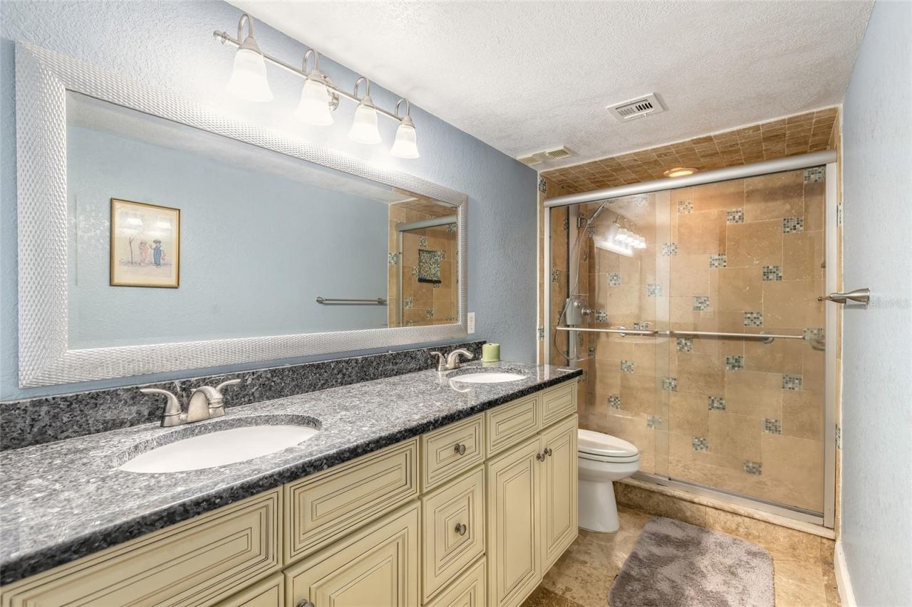 Photo 17 of 20: Updated Primary Bath