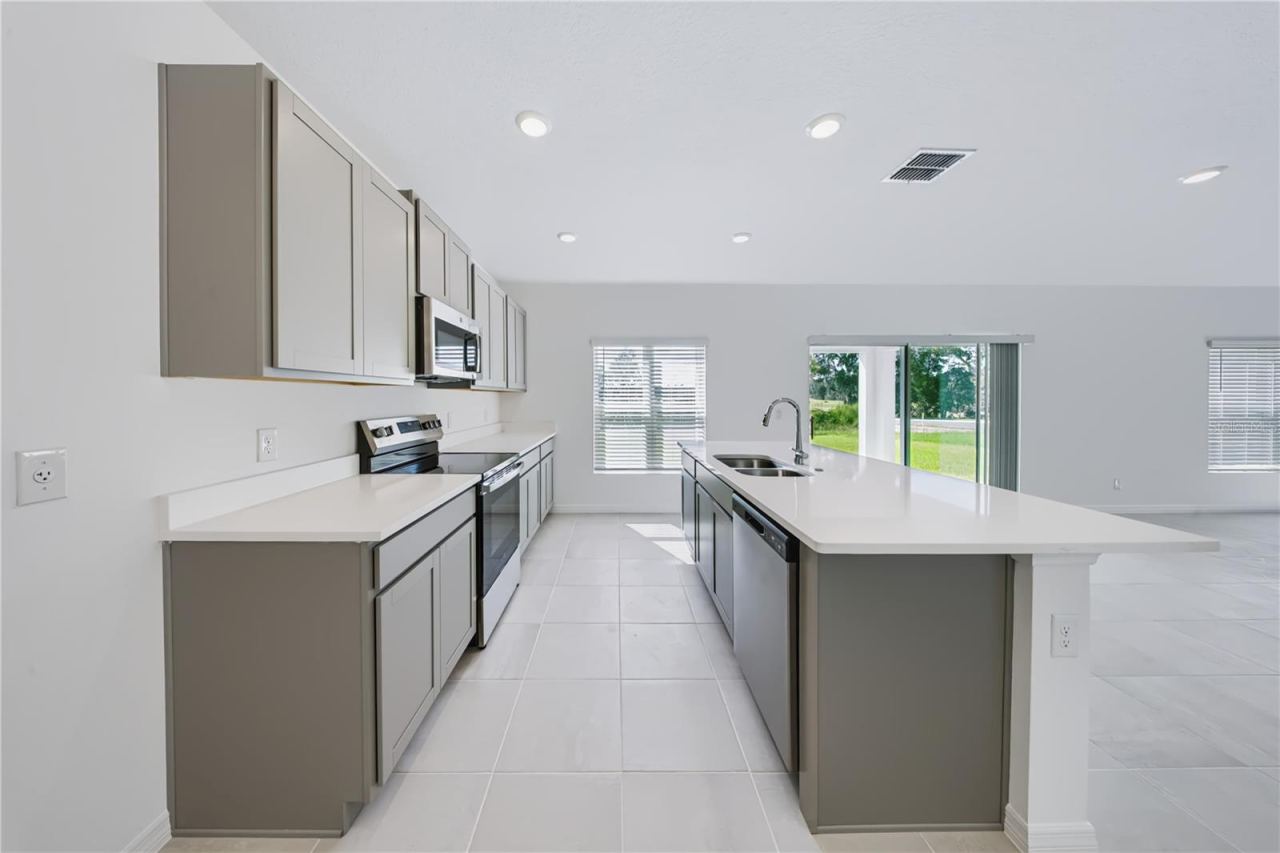 Photo 9 of 20: Kitchen