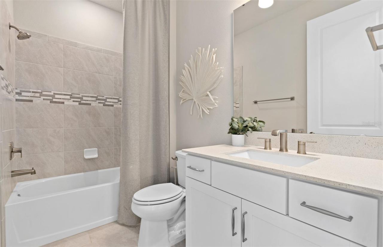 Photo 8 of 16: Model Home Design Only. Pictures and furnishings are for illustrative purposes only. Elevations, colors and options may vary. Furniture is for model home staging only.