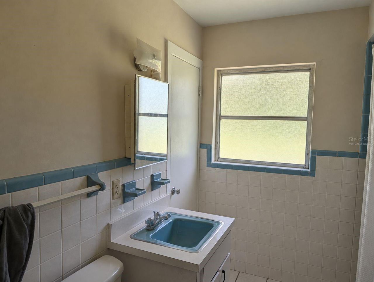 Photo 9 of 14: Bathroom- Virtually Staged