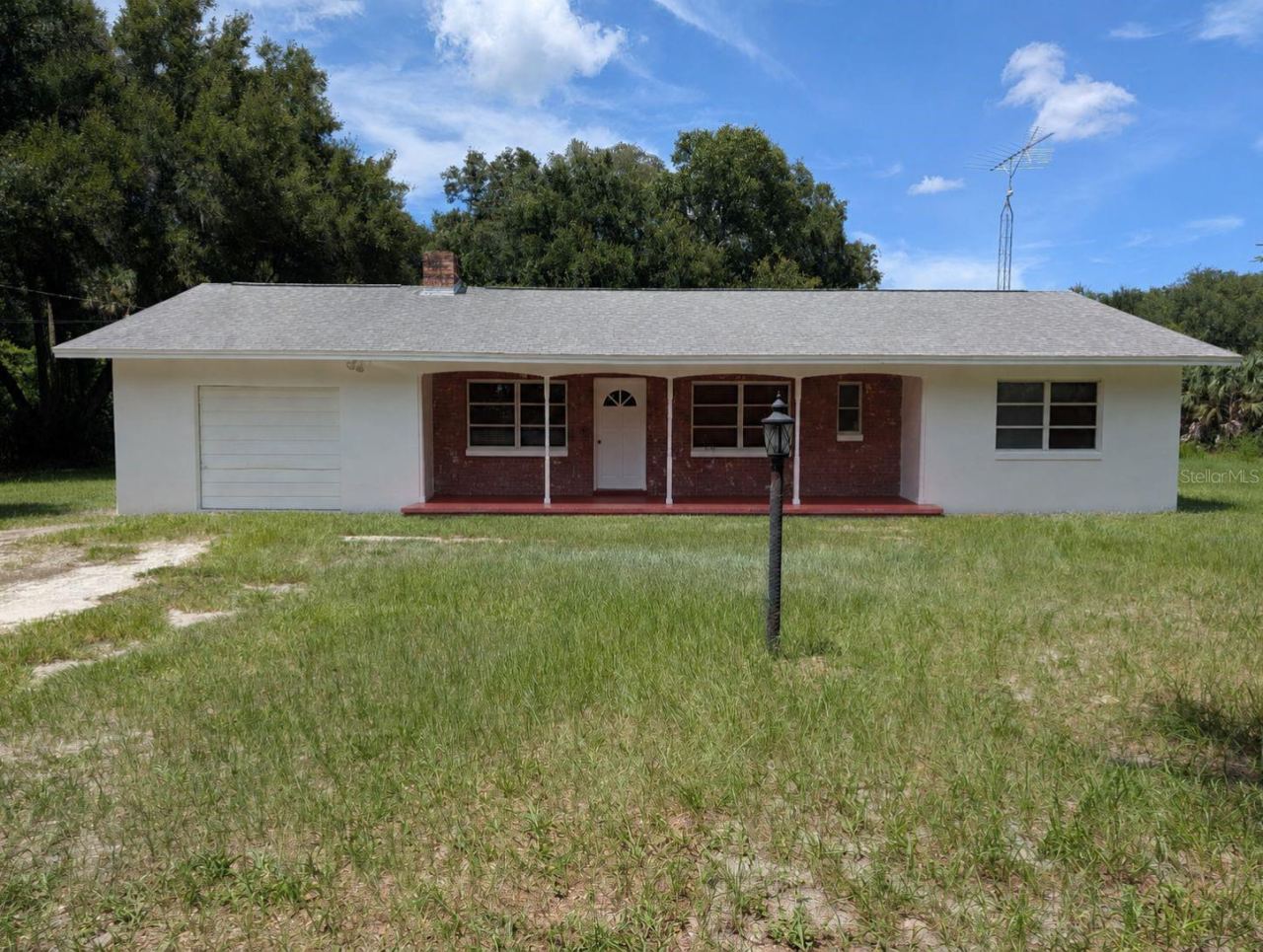 Photo 2 of 14: Front of Home