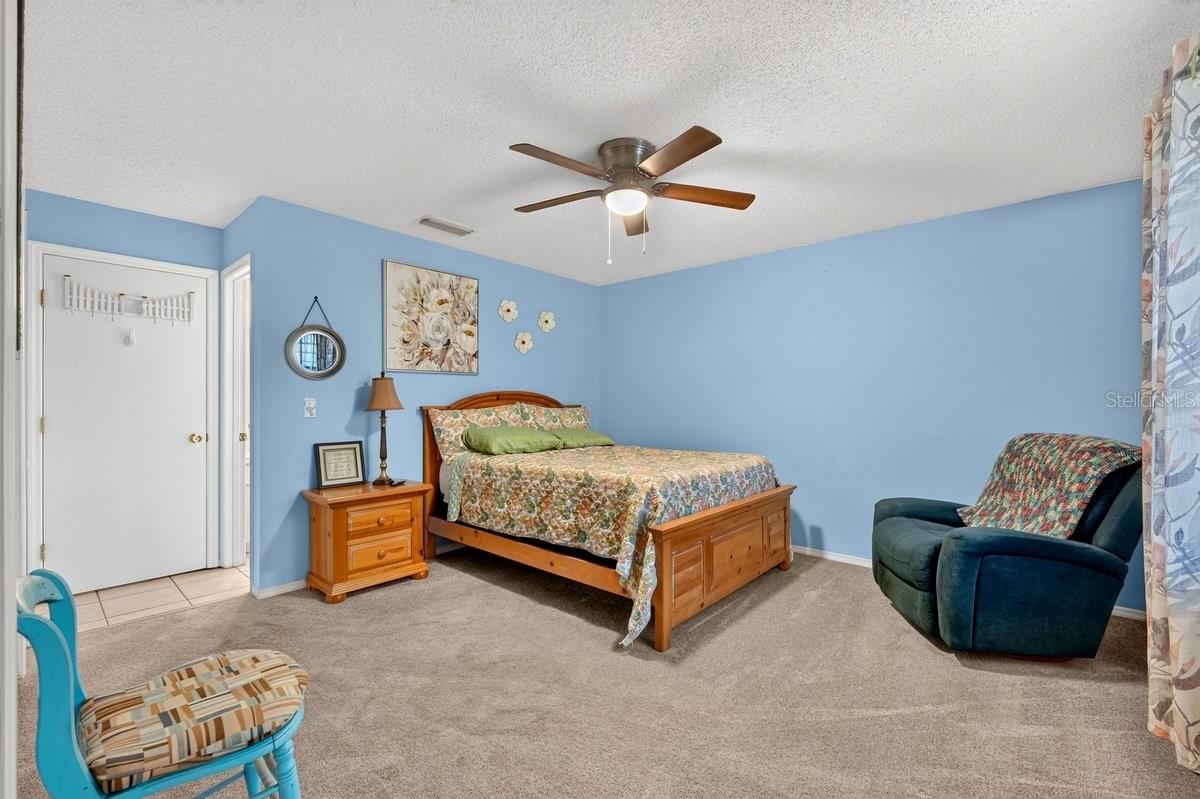 Photo 19 of 20