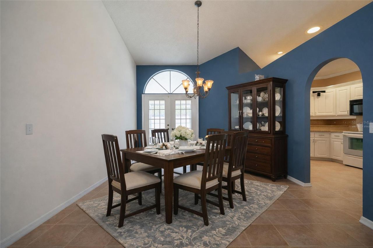 Photo 10 of 20: Dining Room - - virtually staged