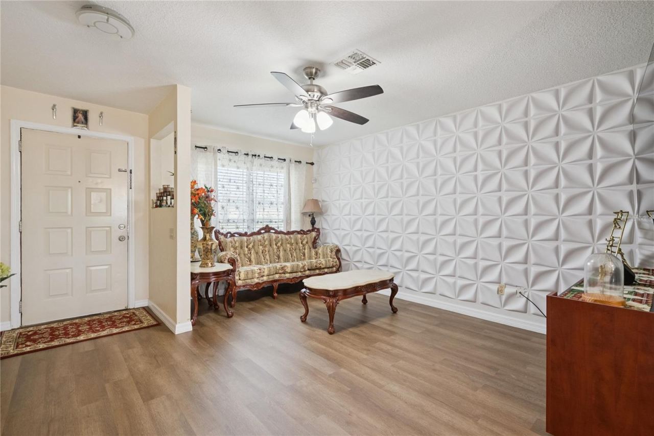 Photo 2 of 20: Entrance to your dream home!