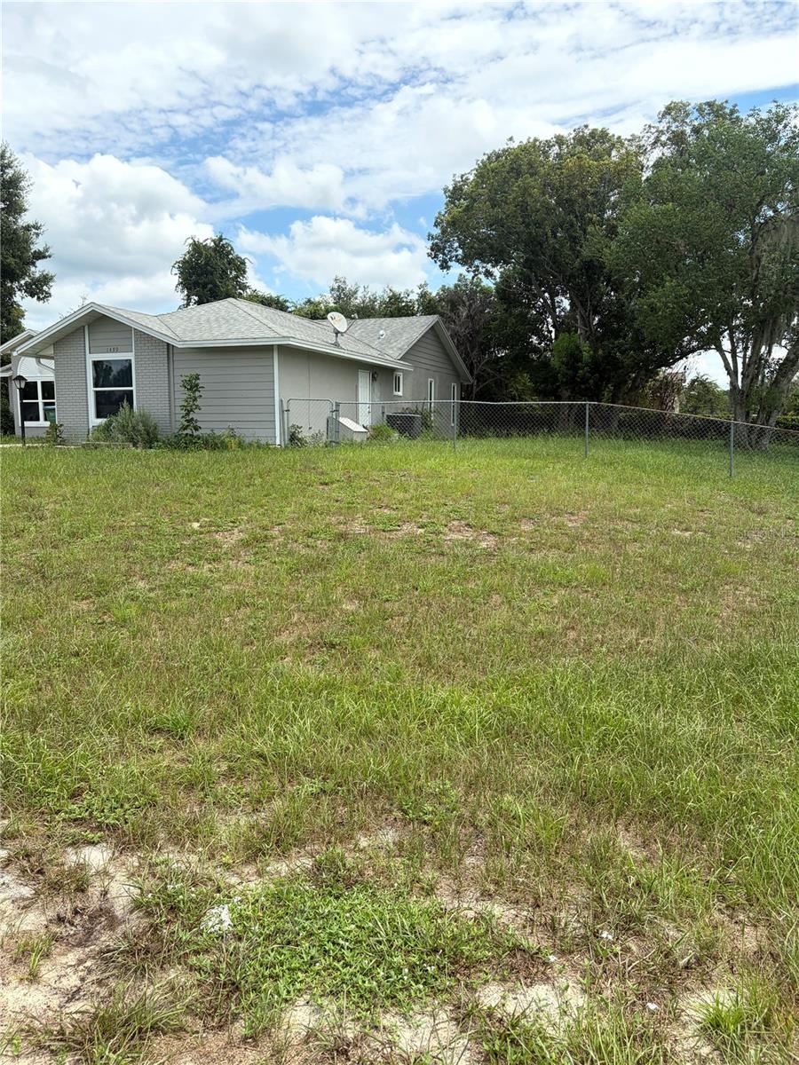 Photo 3 of 20