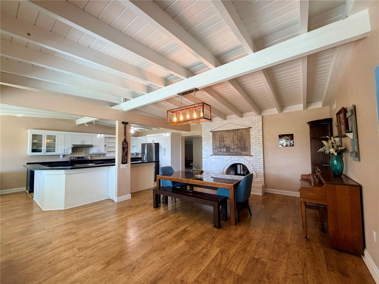 Photo 7 of 20: living dining kitchen open floor plan