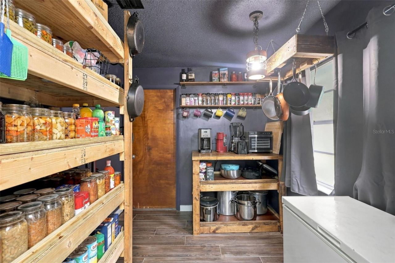 Photo 10 of 20: Butlers Pantry and Coffee Bar
