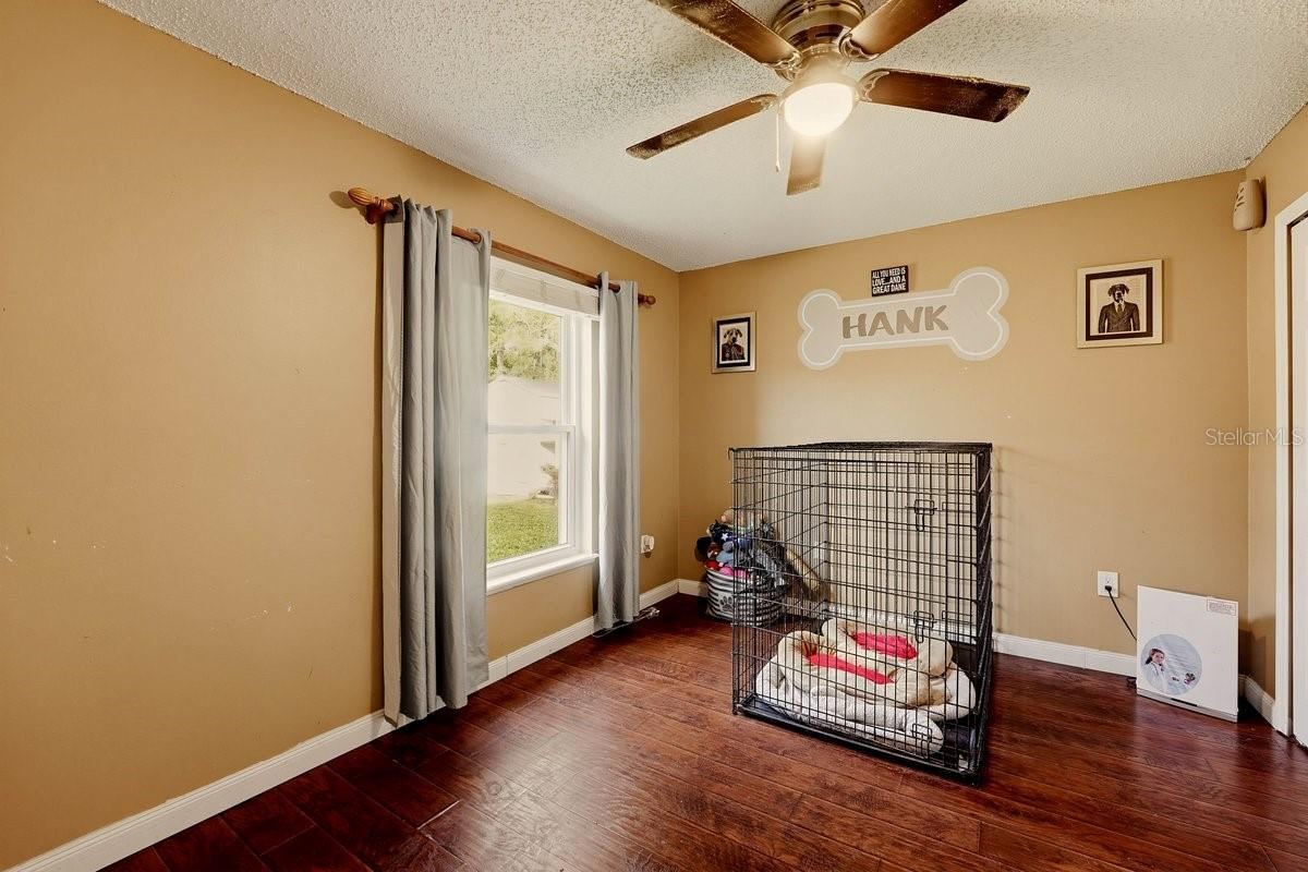 Photo 18 of 20