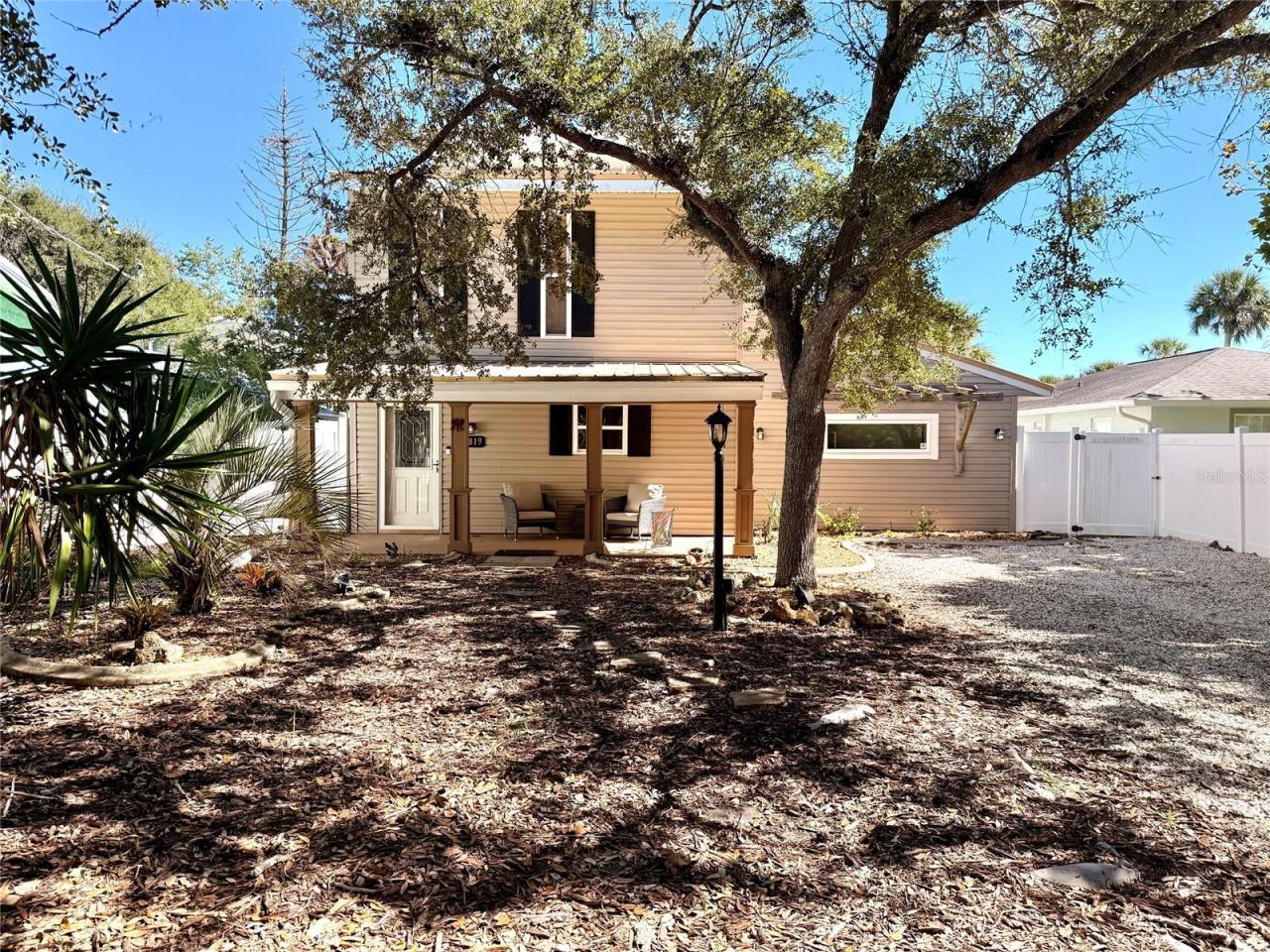 Photo 1 of 15: Front of Home