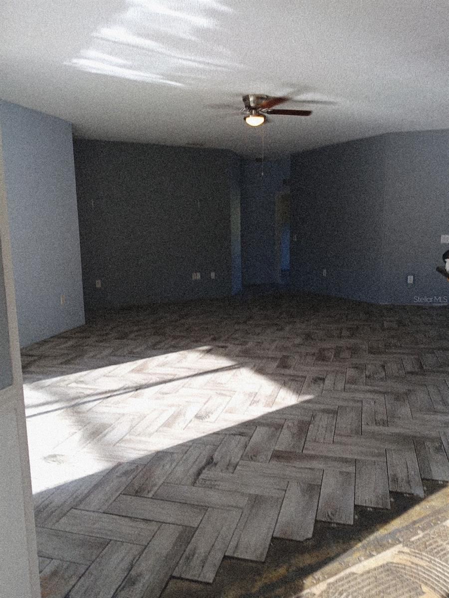 Photo 10 of 20