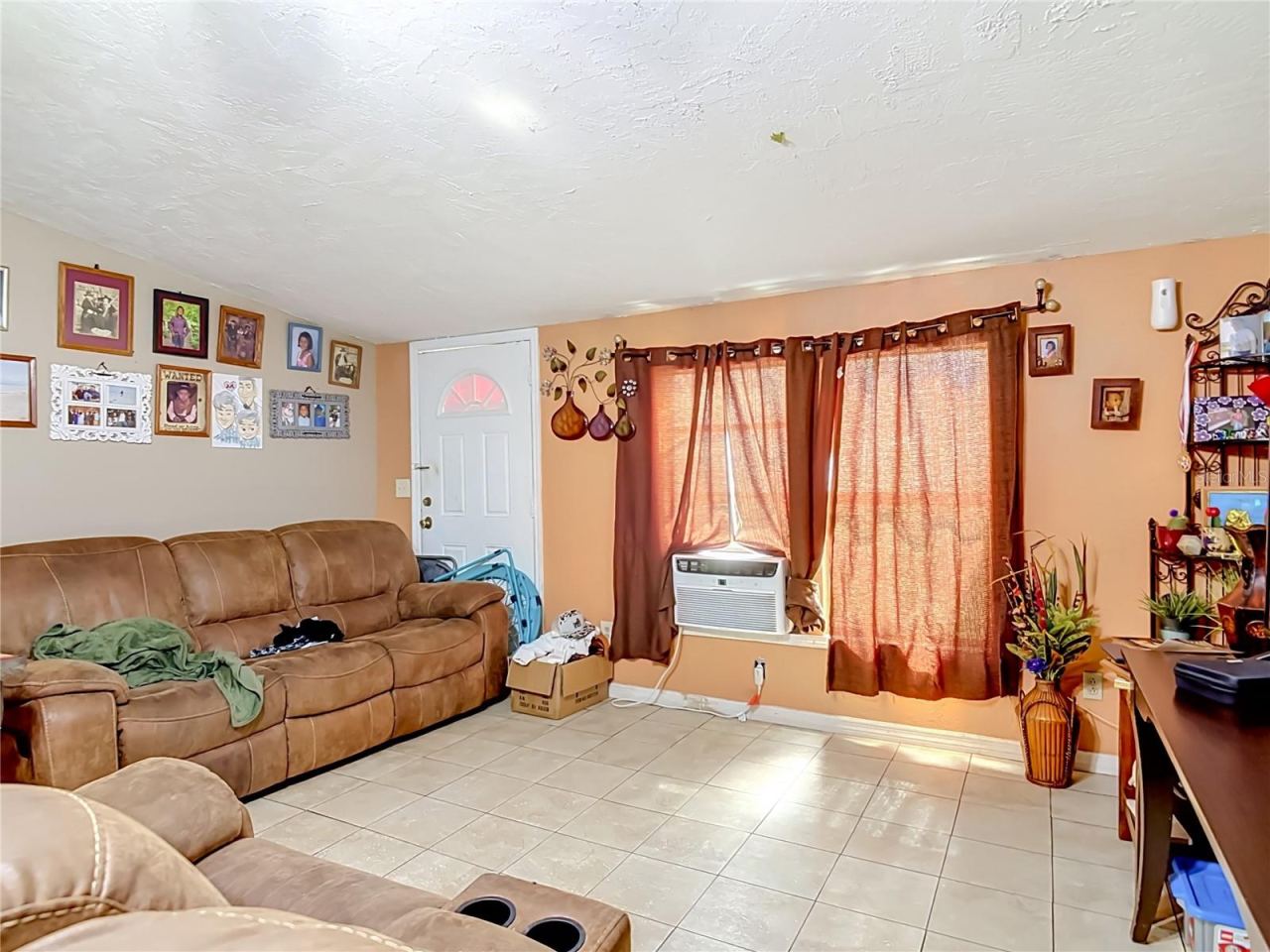 Photo 12 of 20
