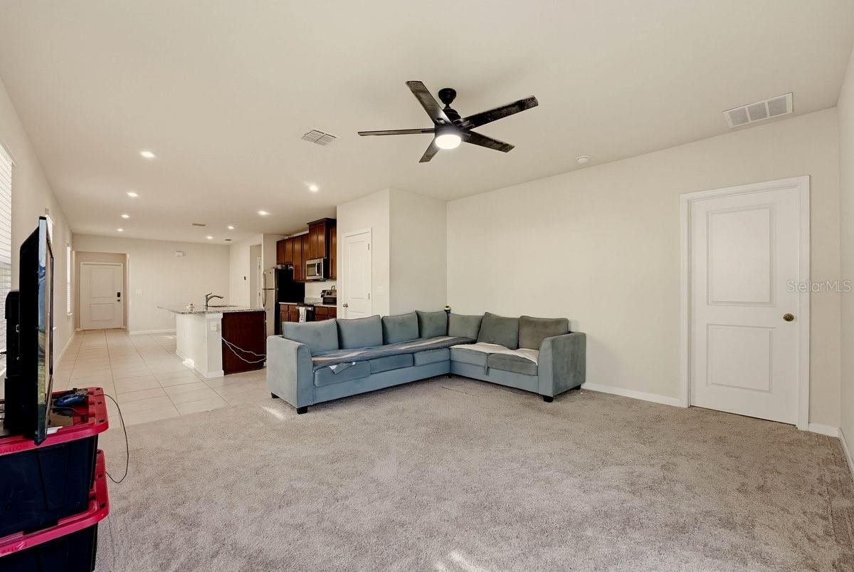 Photo 8 of 20