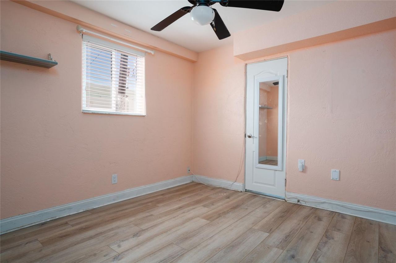 Photo 15 of 20: Guest bedroom with ensuite!