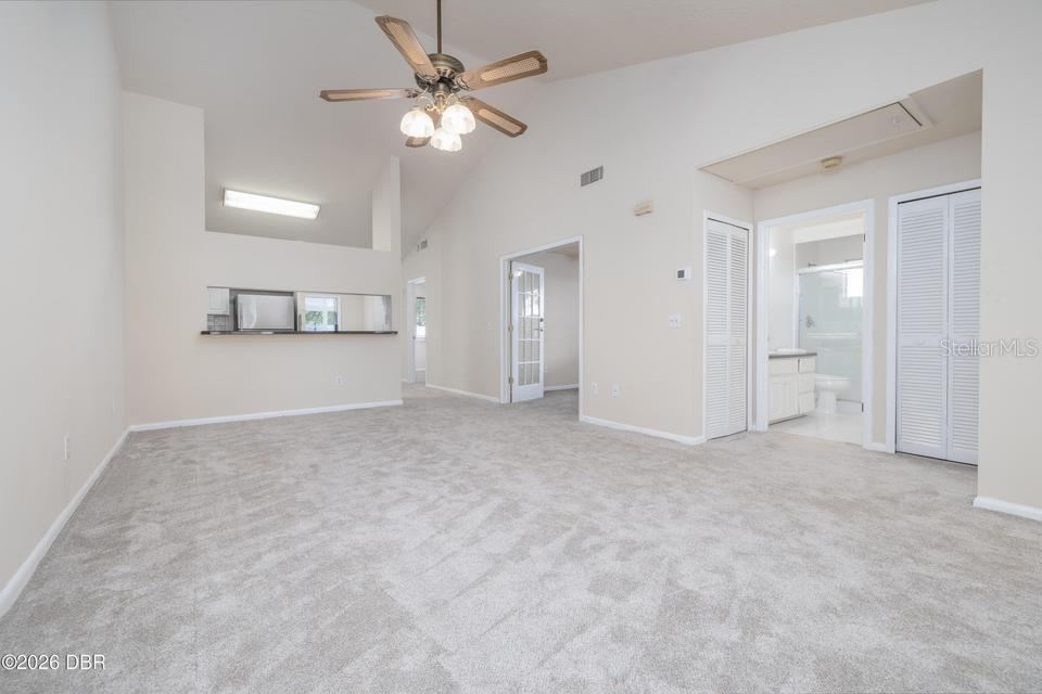Photo 6 of 20