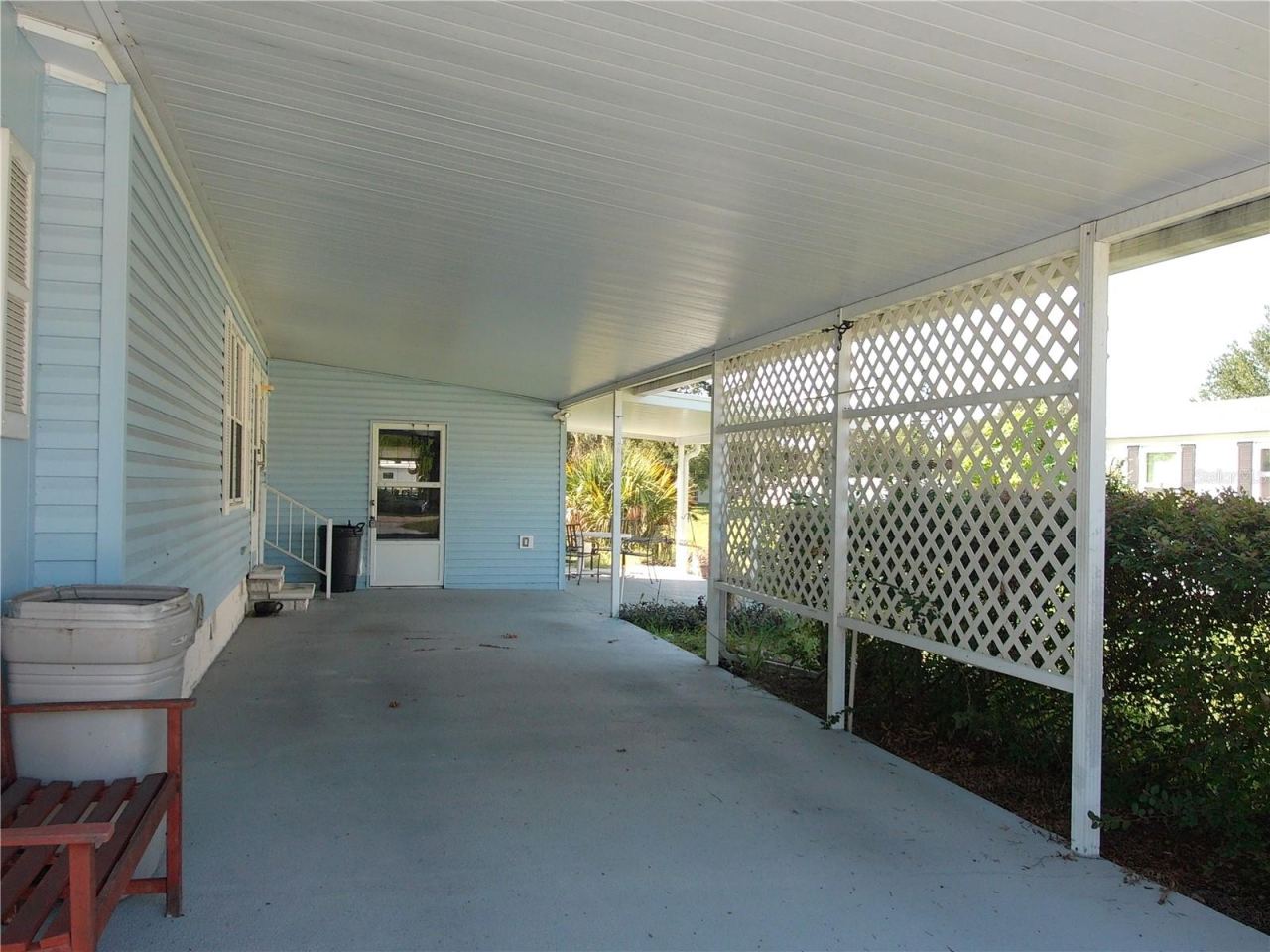 Photo 5 of 20: Carport