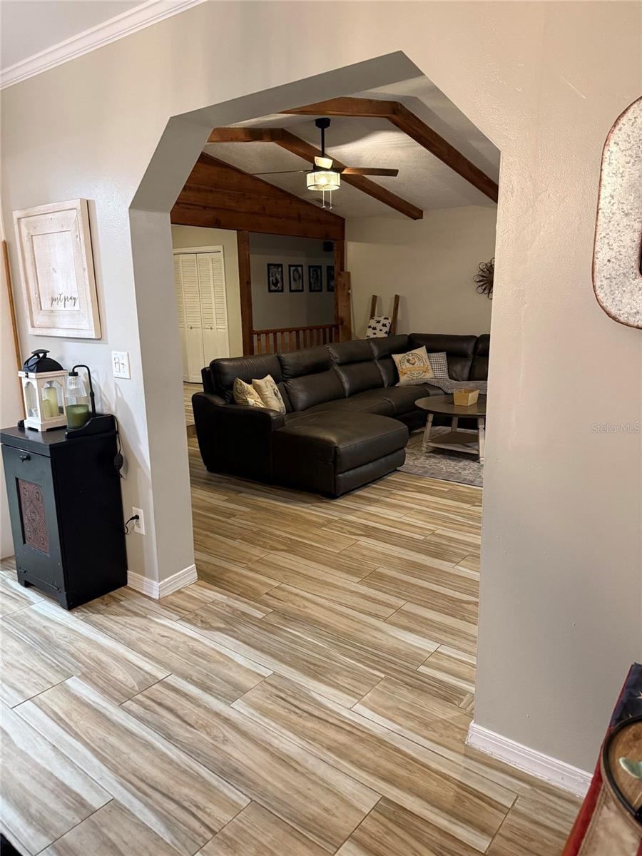 Photo 16 of 20