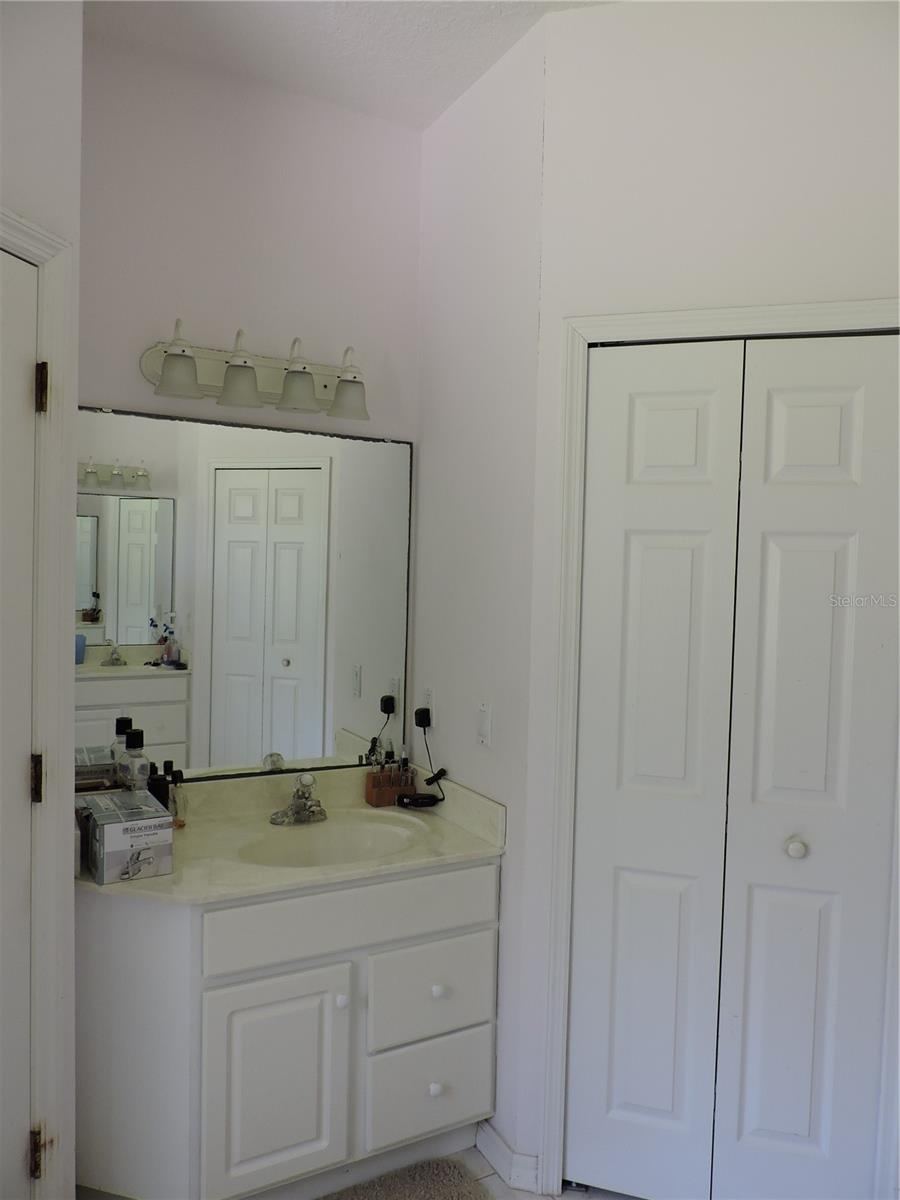 Photo 9 of 20: HIS & HER WALK IN CLOSETS DUAL VANITY
