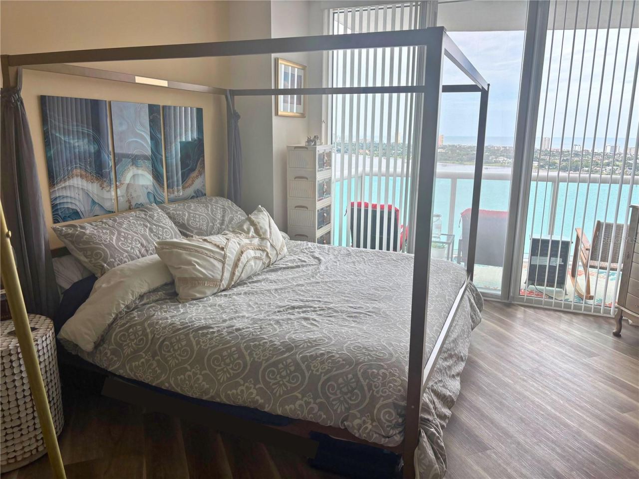 Photo 2 of 20: master room