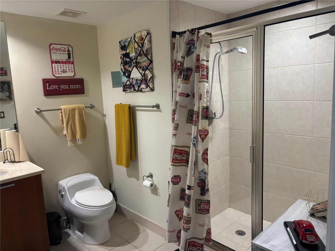 Photo 14 of 20: guest bathroom