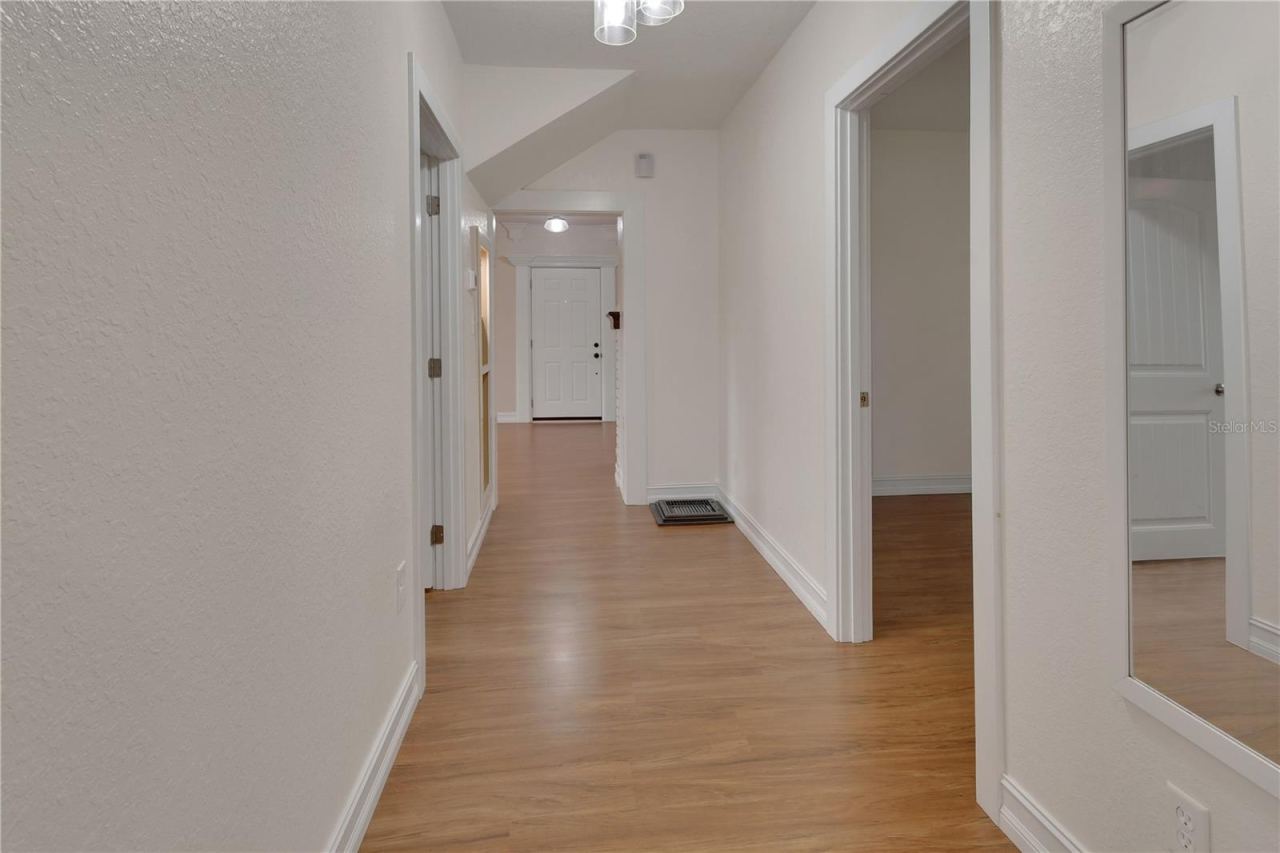 Photo 18 of 20: DOWN STAIR HALL