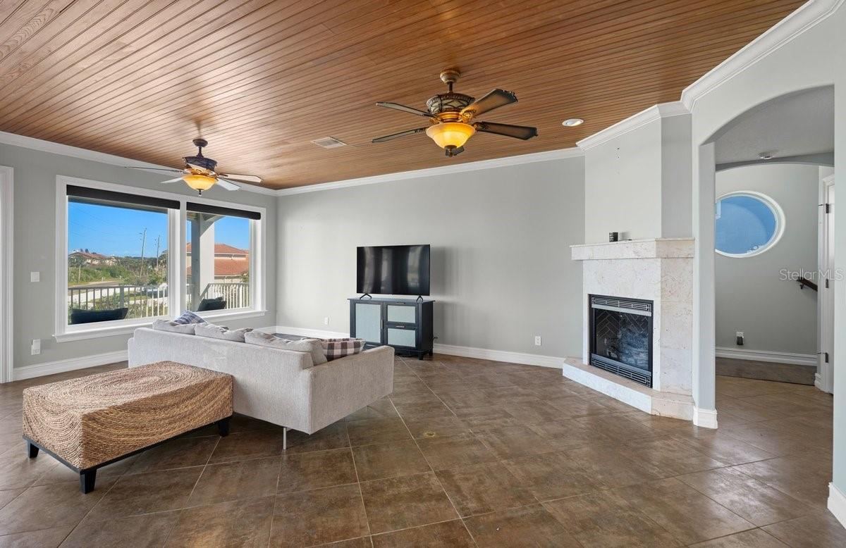 Photo 18 of 20