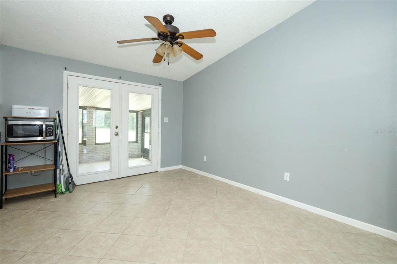 Photo 8 of 20