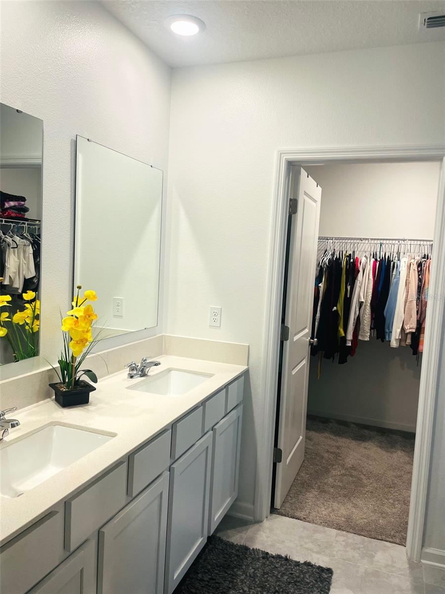 Photo 17 of 20: Primary Bathroom & Closet