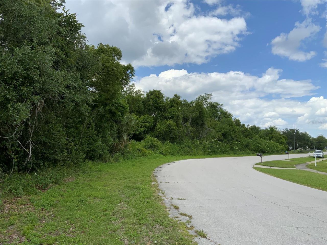 Photo 2 of 14: Oversized Residential 1.44 Acre Lot