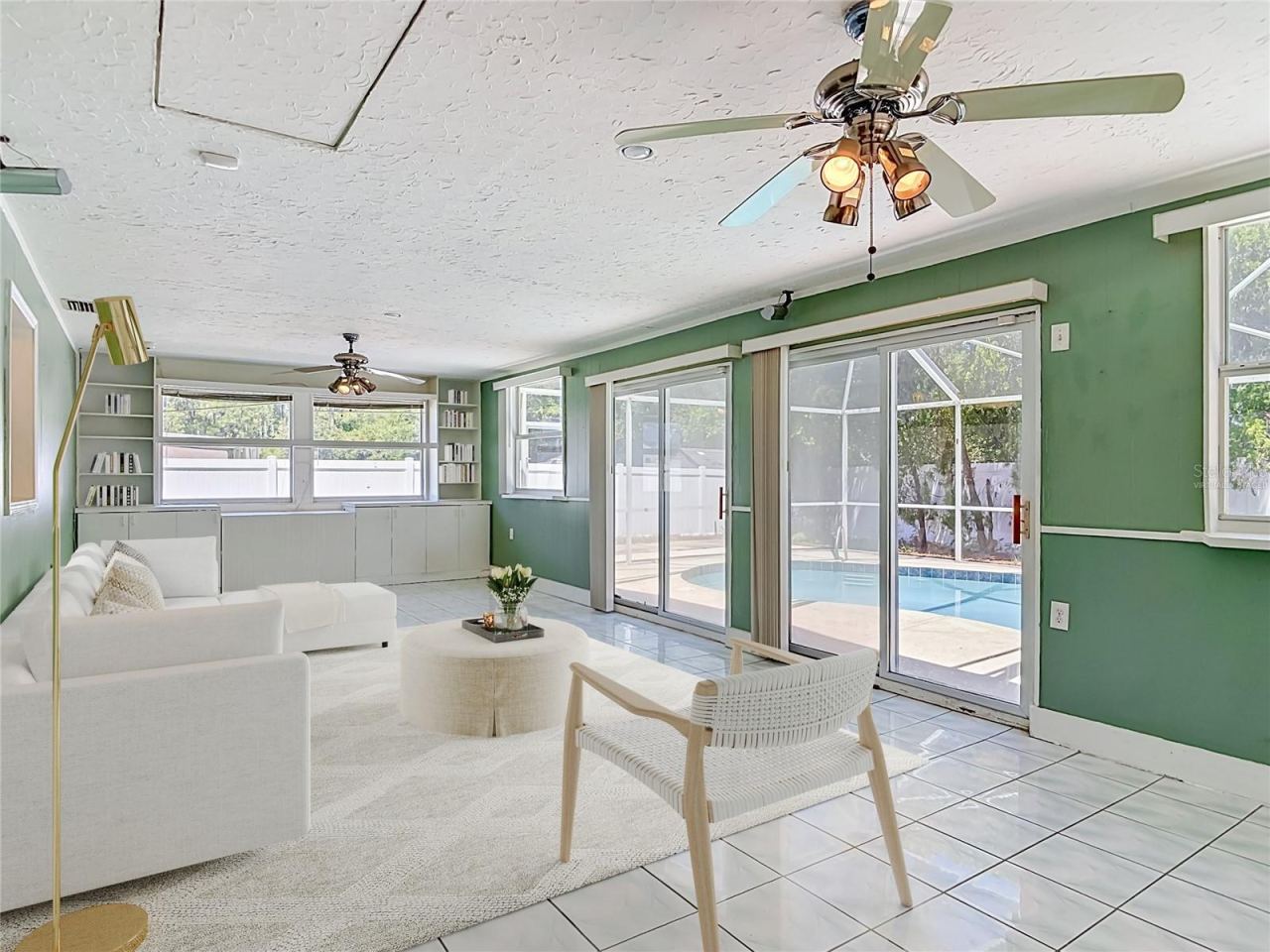 Photo 13 of 20: virtually staged Florida room under air