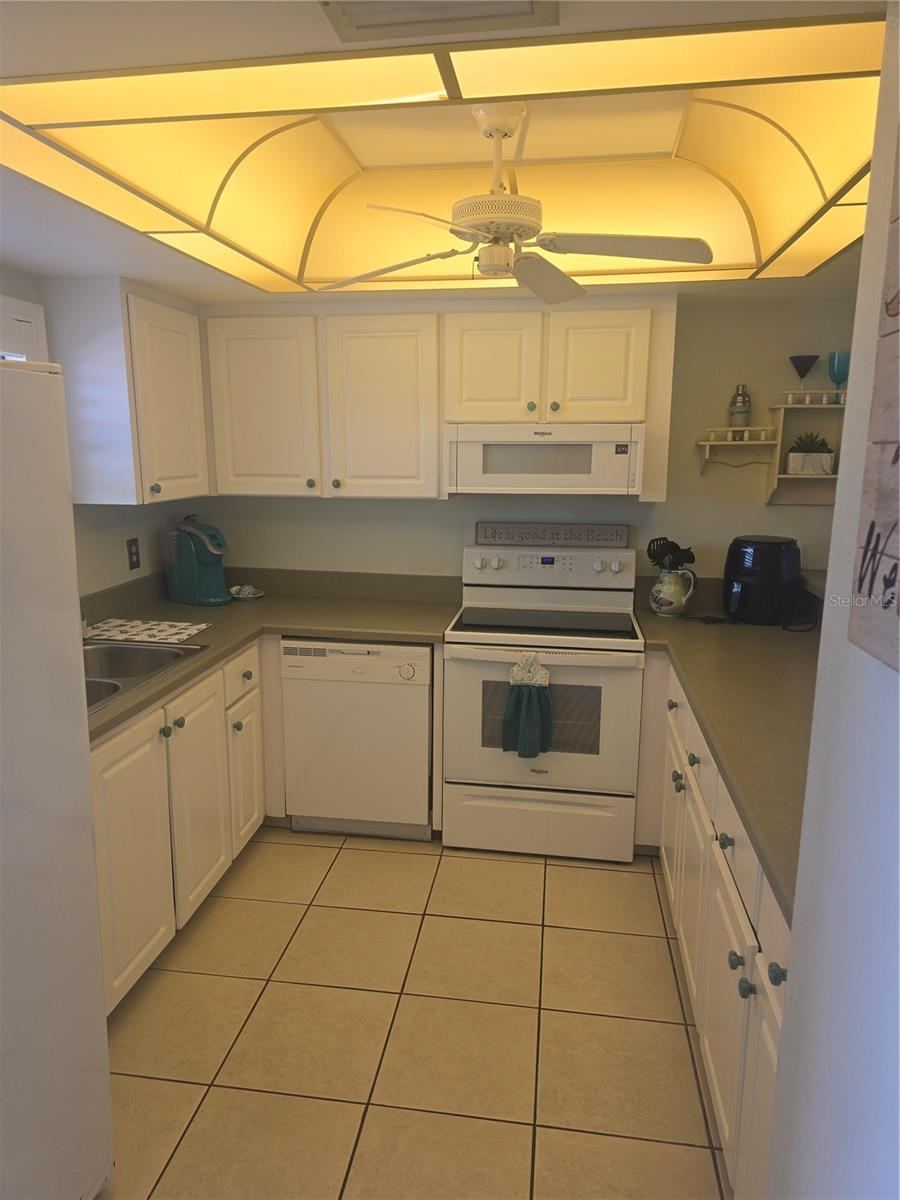 Photo 10 of 20