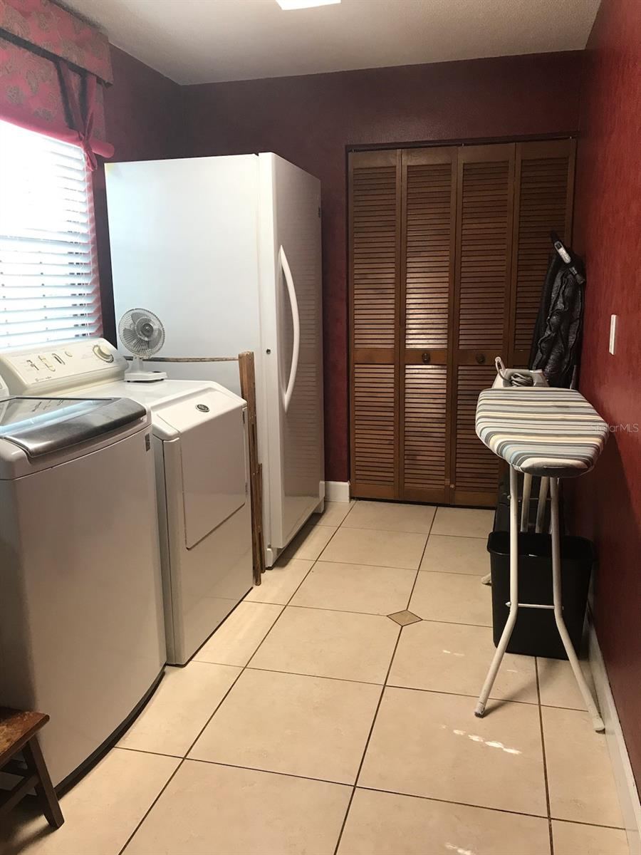 Photo 20 of 20: Laundry Room