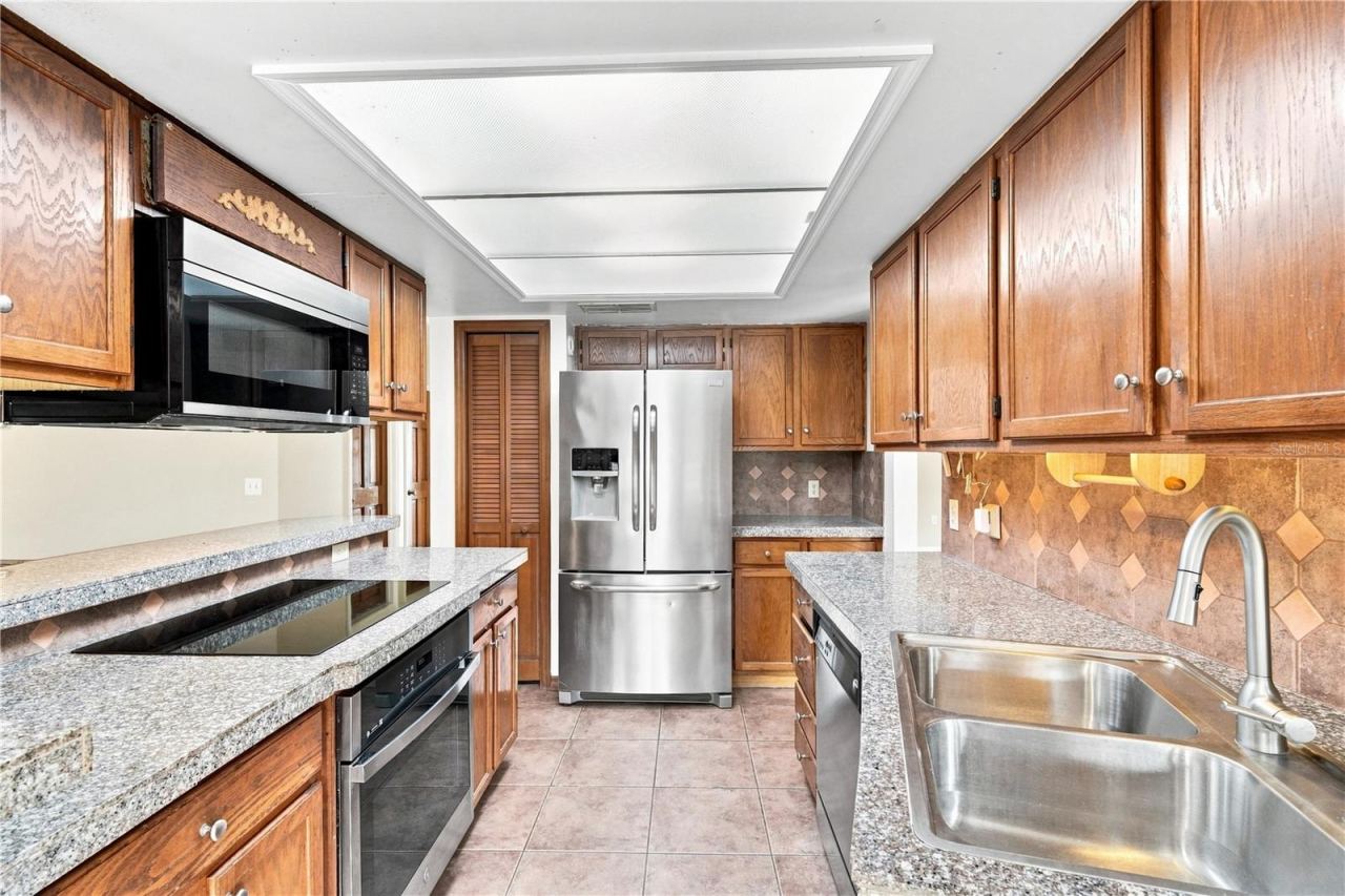Photo 10 of 20: Kitchen