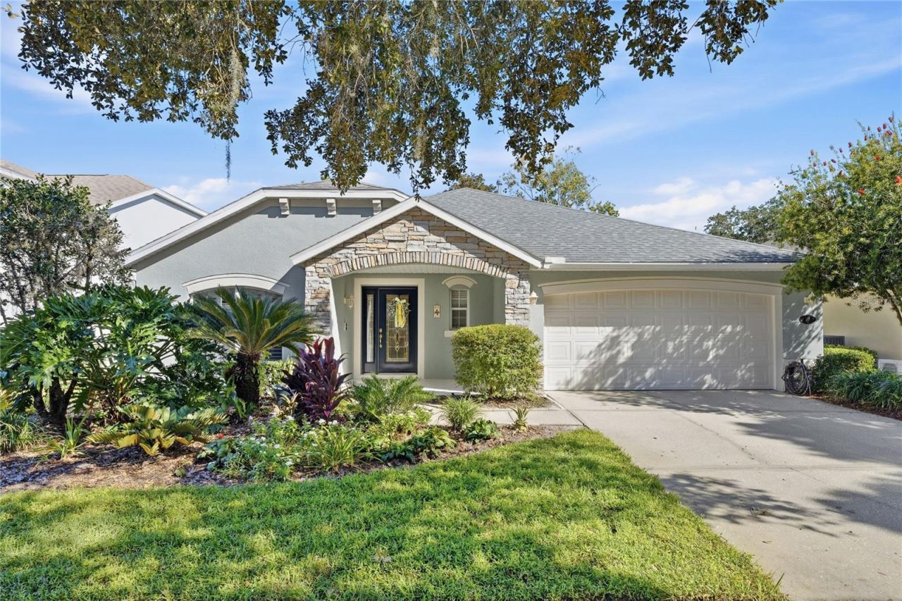 Photo 1 of 20: Front of property