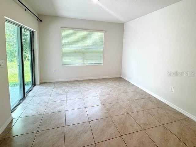 Photo 16 of 20