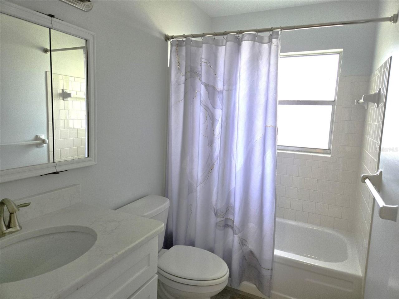 Photo 19 of 20: Bathroom 2