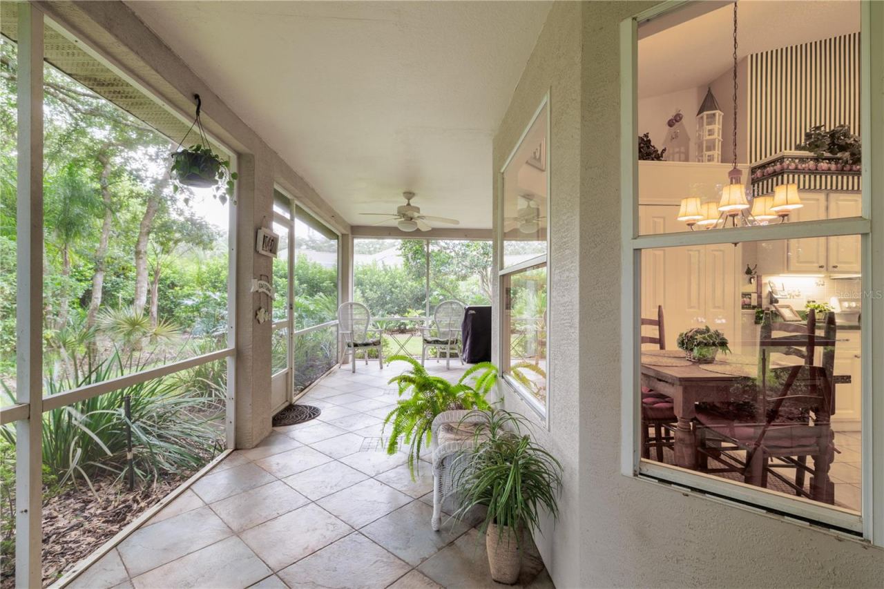 Photo 17 of 20: Screened Rear Porch