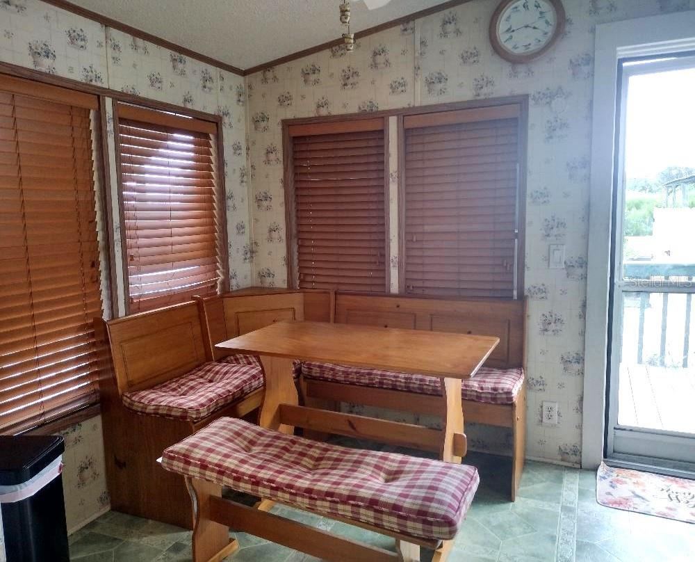 Photo 7 of 20