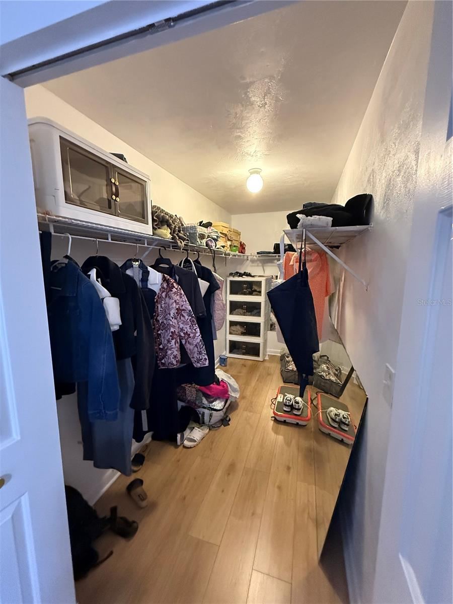 Photo 9 of 20: Master Bedroom Walk-in Closet