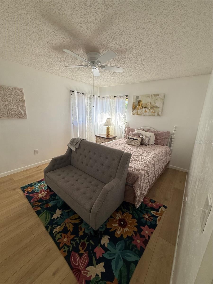 Photo 14 of 20: Guest Bedroom 3