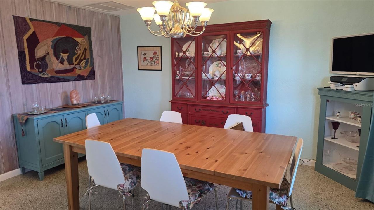 Photo 3 of 20