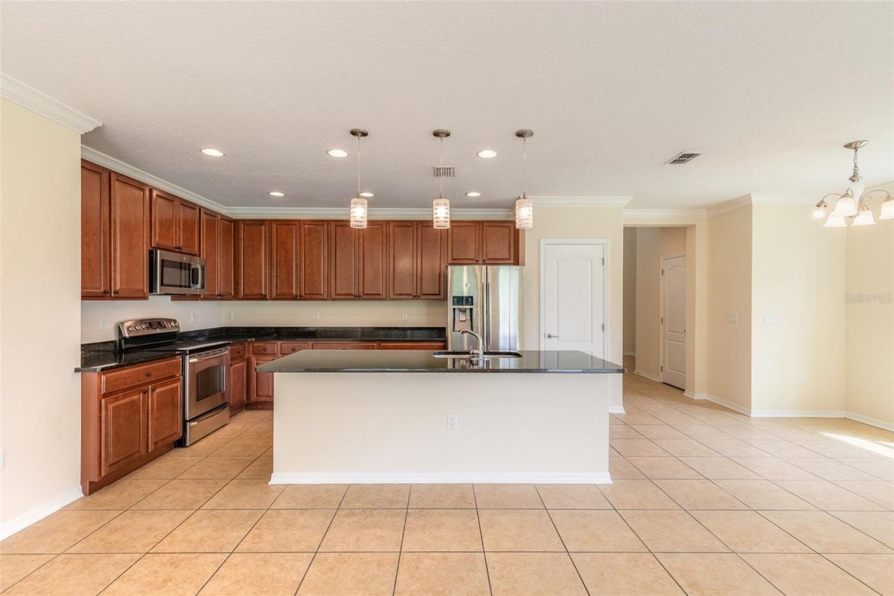 Photo 14 of 20: Kitchen