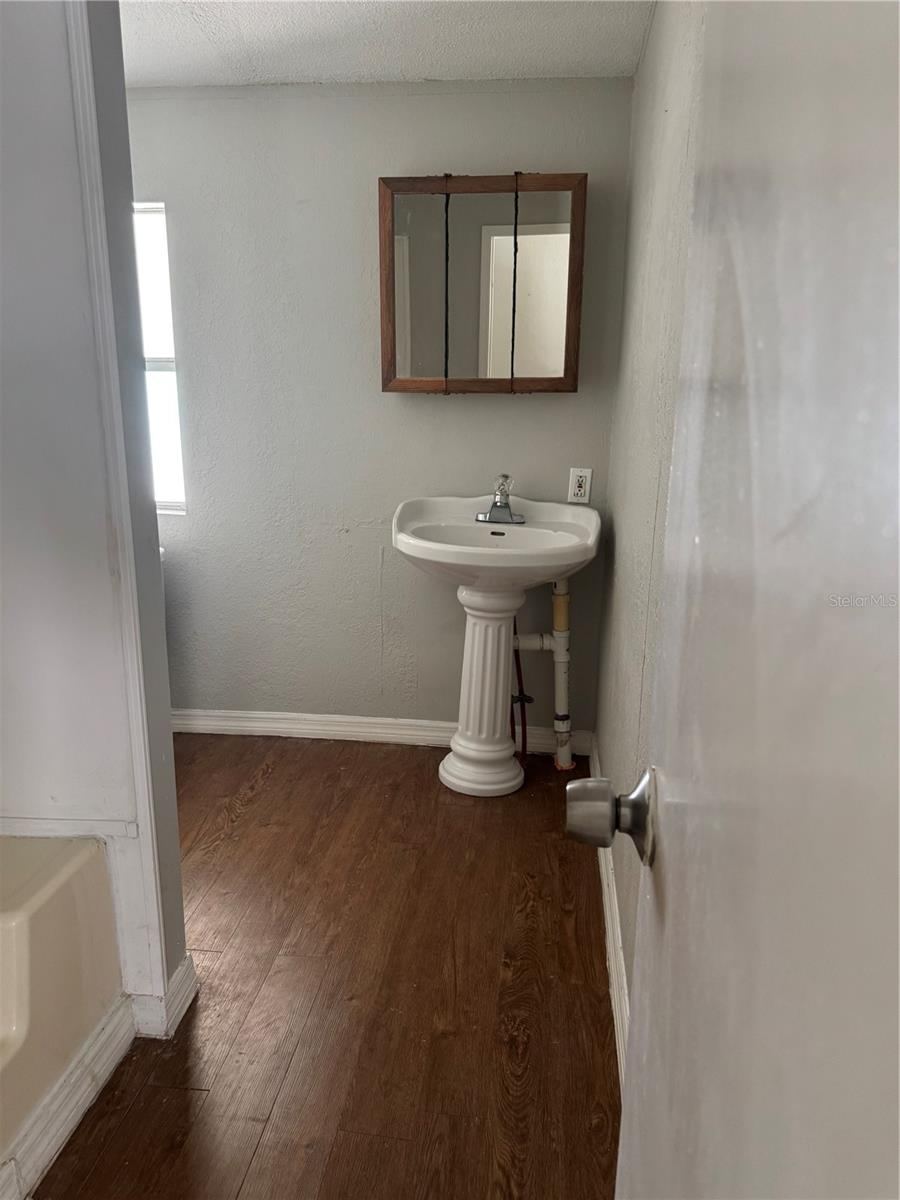 Photo 16 of 20